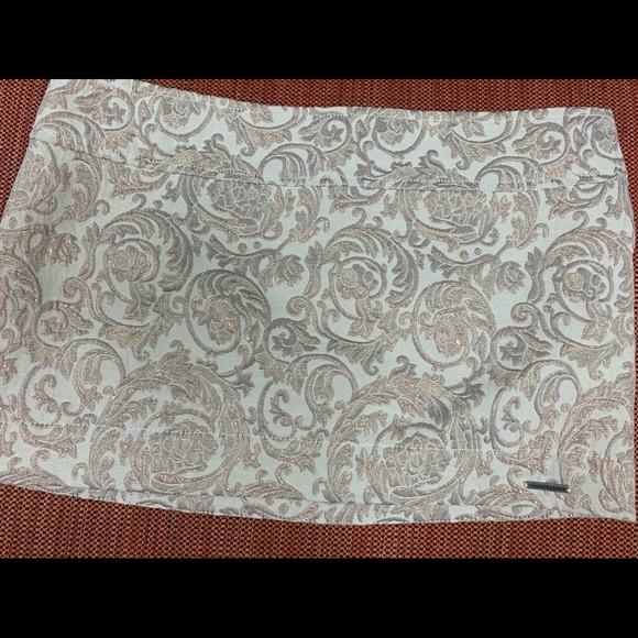 Abercrombie mini skirt - Picture 4 of 5